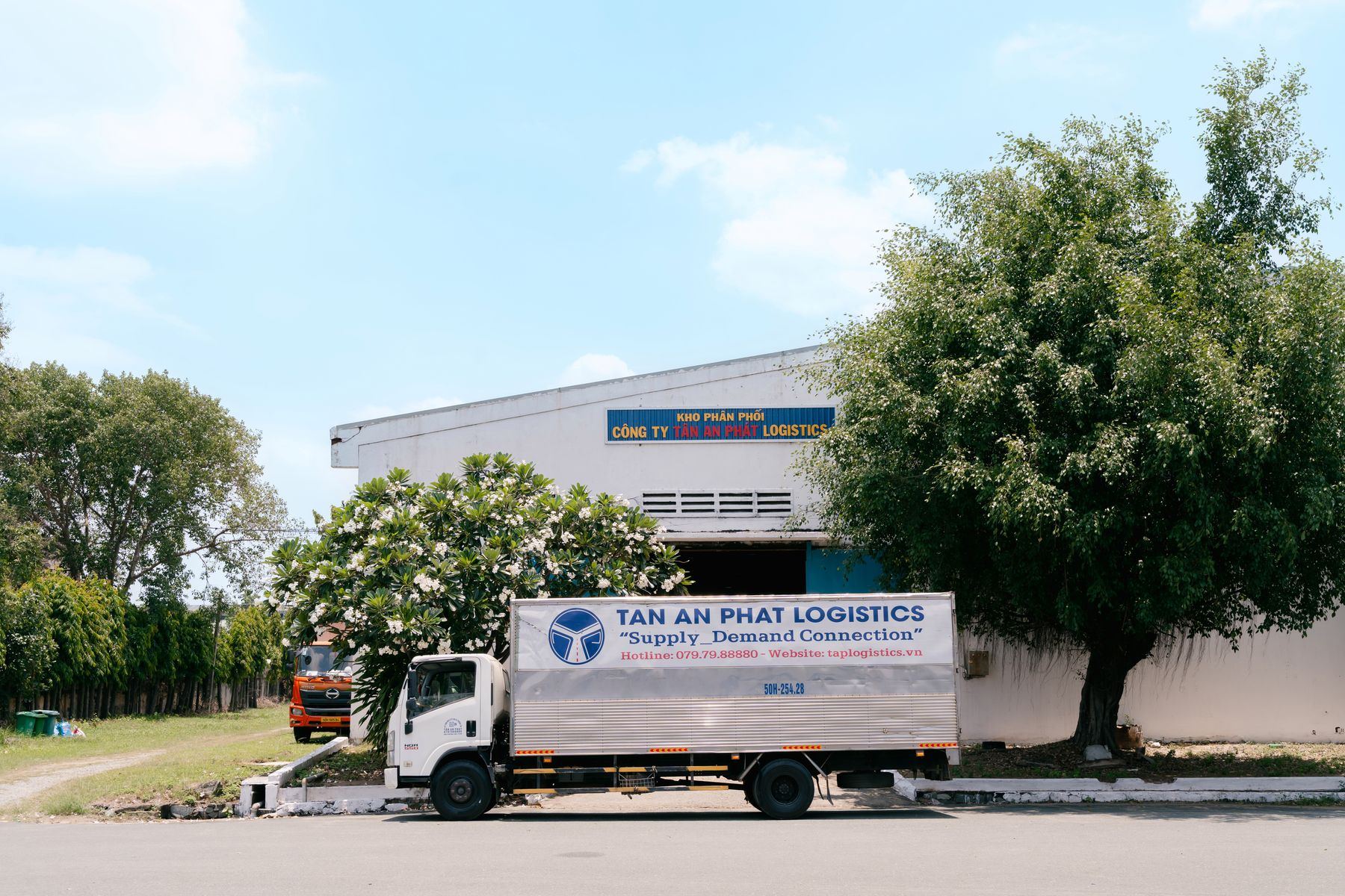 Dedicated Fleet, FTL & Logistics theo yêu cầu — TAP Logistics